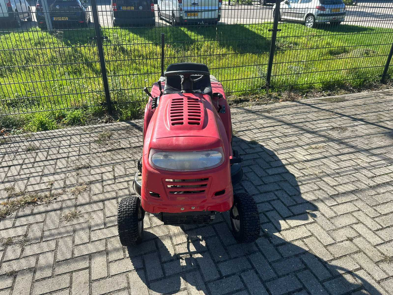 MTD re 125 m - Máy cắt cỏ vườn: hình 4 MTD re 125 m - Máy cắt cỏ vườn: hình 4