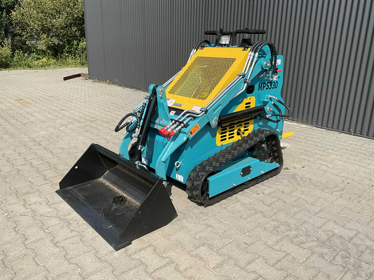 Mach Pro MP-S330 - Máy xúc lật đa năng: hình 2 Mach Pro MP-S330 - Máy xúc lật đa năng: hình 2