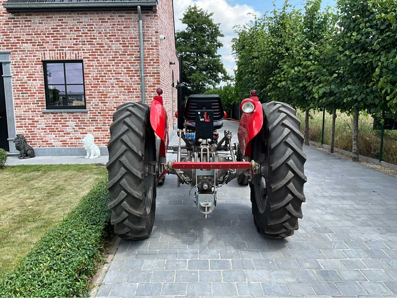 Massey Ferguson - Máy cày: hình 4 Massey Ferguson - Máy cày: hình 4
