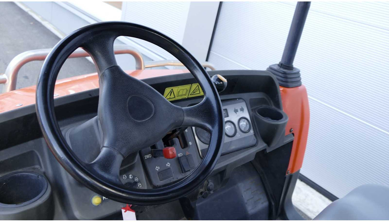 Kubota RTV 900 - Máy móc nông nghiệp: hình 5 Kubota RTV 900 - Máy móc nông nghiệp: hình 5