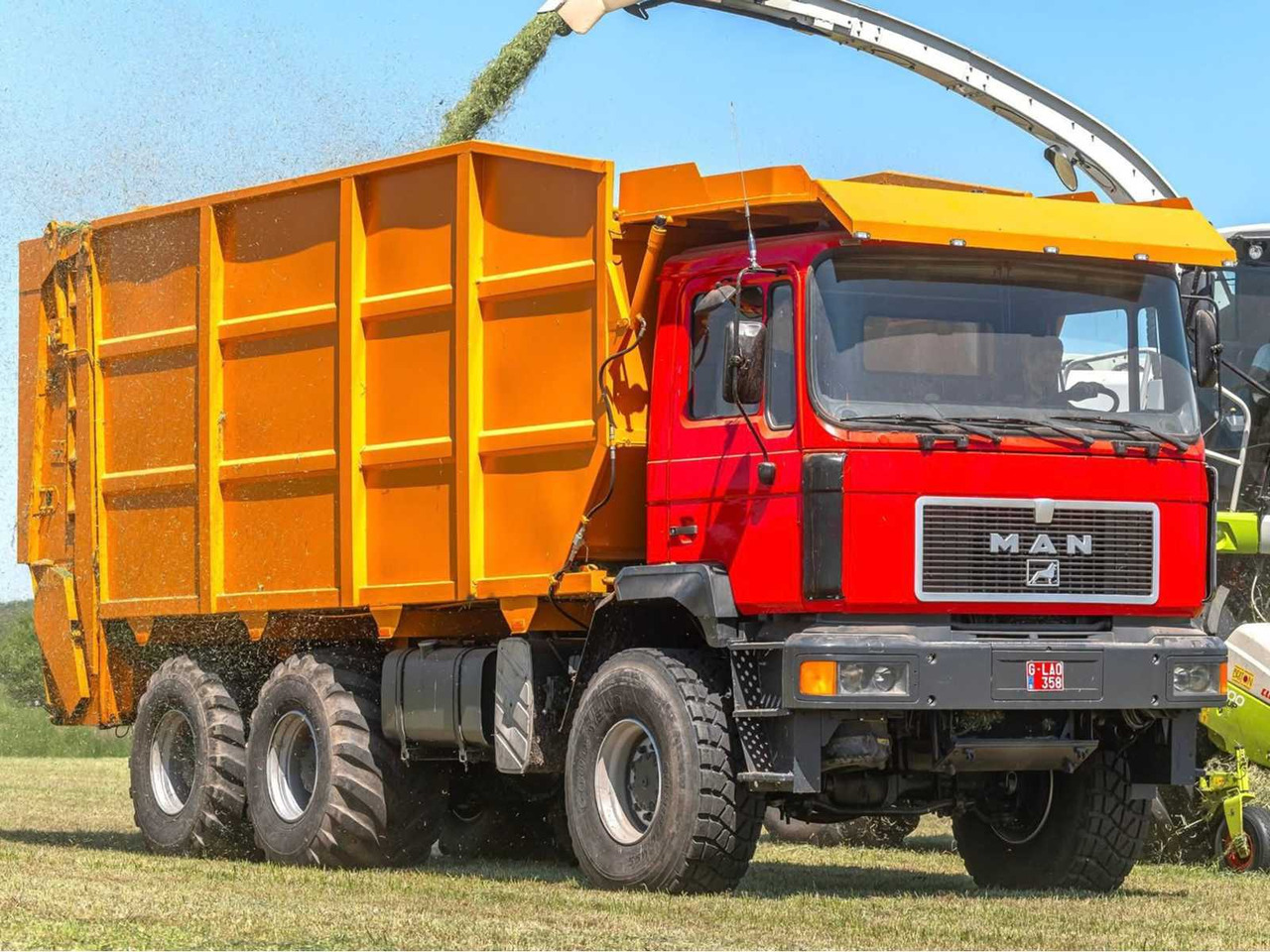 MAN F90 - Máy móc nông nghiệp: hình 2 MAN F90 - Máy móc nông nghiệp: hình 2