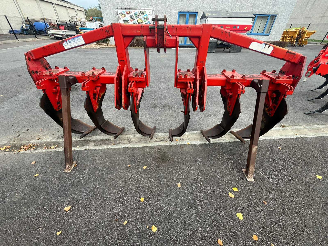 Quivogne Décompacteur à dents Michel - Máy móc nông nghiệp: hình 3 Quivogne Décompacteur à dents Michel - Máy móc nông nghiệp: hình 3