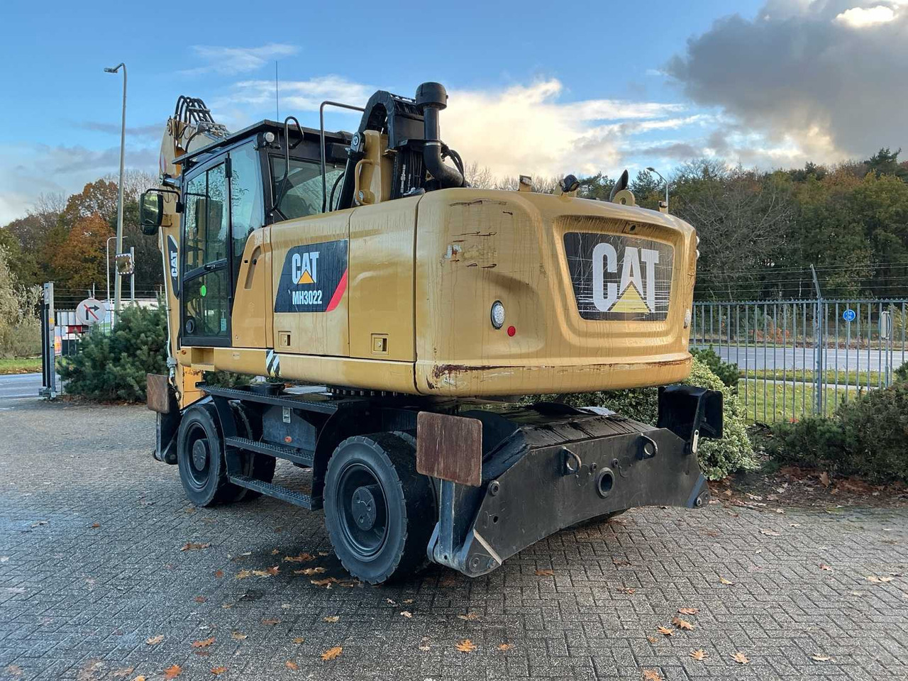 Caterpillar MH3022 - Máy móc xây dựng: hình 3 Caterpillar MH3022 - Máy móc xây dựng: hình 3