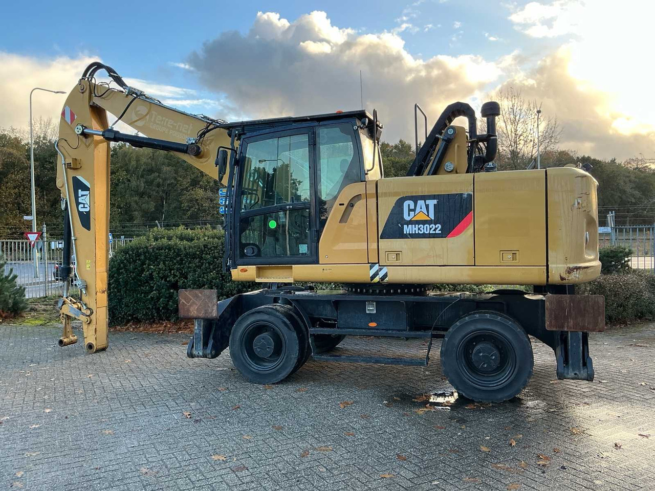 Caterpillar MH3022 - Máy móc xây dựng: hình 2 Caterpillar MH3022 - Máy móc xây dựng: hình 2