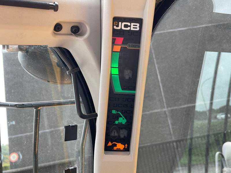 Máy móc xây dựng JCB 531-70: hình 31