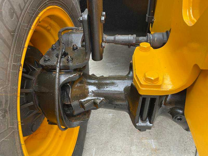 Máy móc xây dựng JCB 531-70: hình 17