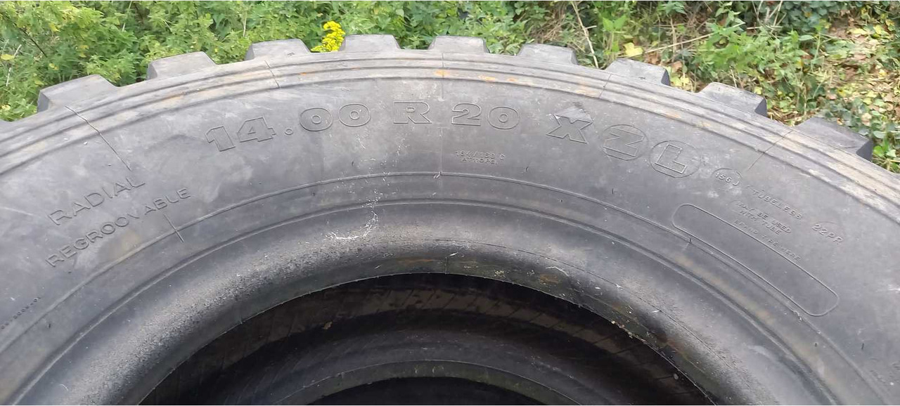 Michelin 14.00 R 20 XZL - Lốp và vành cho Máy cày: hình 3 Michelin 14.00 R 20 XZL - Lốp và vành cho Máy cày: hình 3