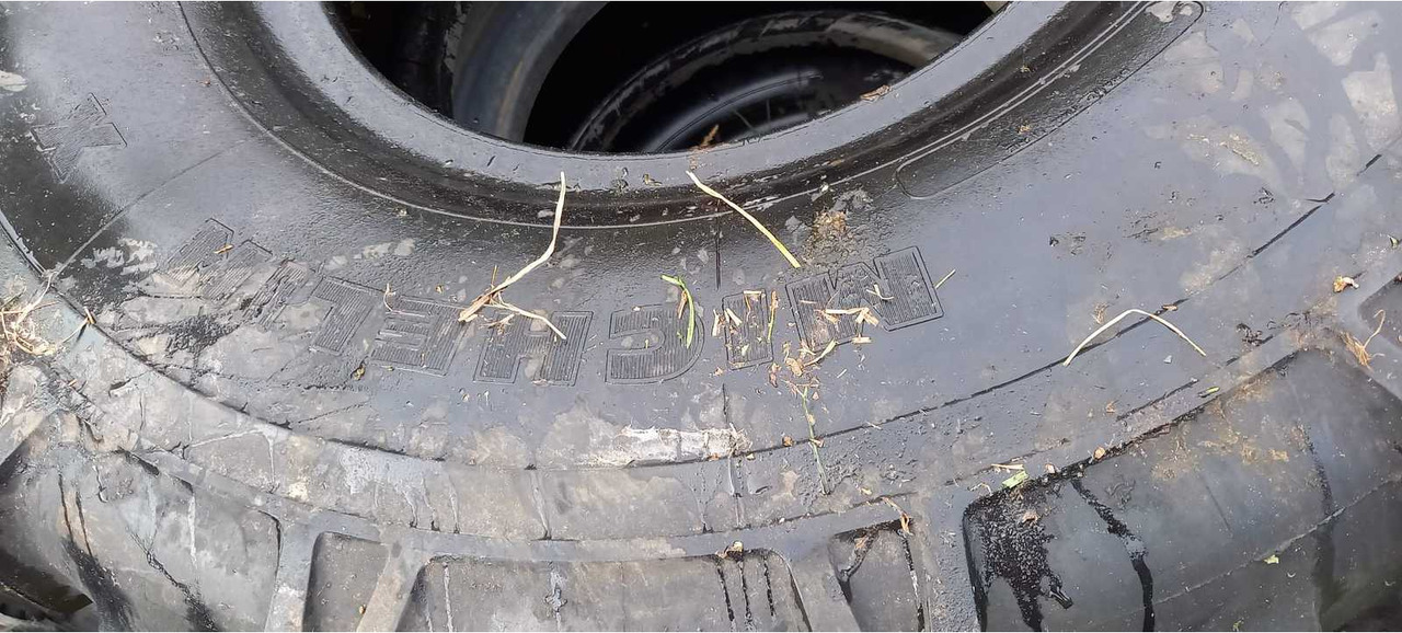 Michelin 395/85 R 20 - Lốp và vành cho Máy cày: hình 4 Michelin 395/85 R 20 - Lốp và vành cho Máy cày: hình 4