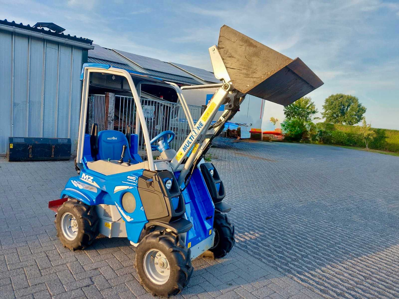 Multi-One Kniklader - Máy xúc lật bánh lốp: hình 1 Multi-One Kniklader - Máy xúc lật bánh lốp: hình 1