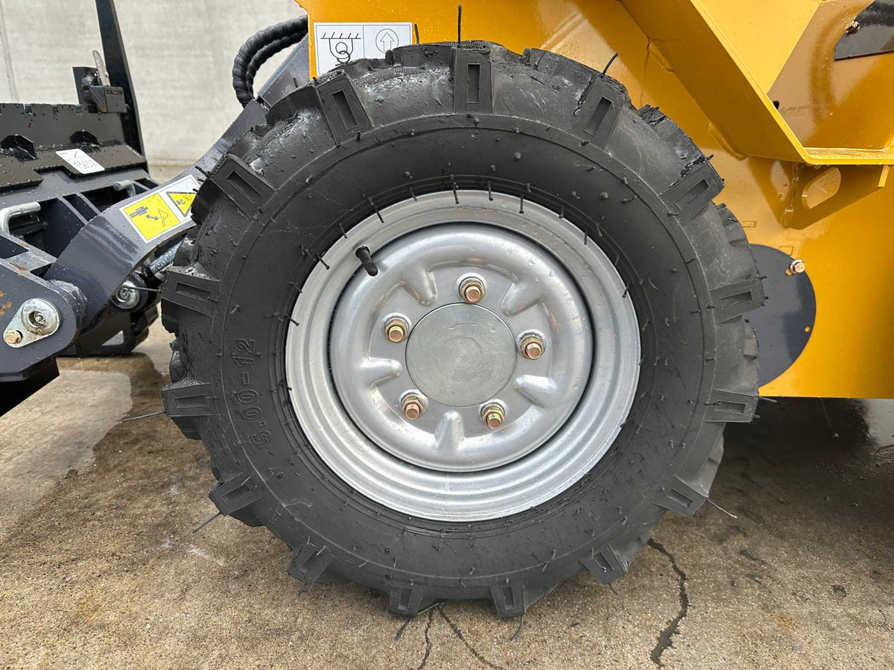 Máy xúc lật bánh lốp NEWRICK - 2025 - SL360 - SKID STEER LOADER: hình 17 Máy xúc lật bánh lốp NEWRICK - 2025 - SL360 - SKID STEER LOADER: hình 17