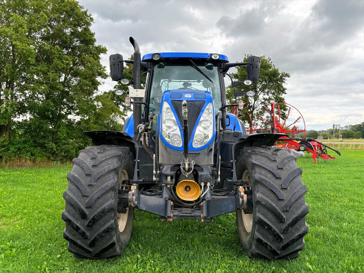 New Holland T7.210 AC - Máy cày: hình 5 New Holland T7.210 AC - Máy cày: hình 5