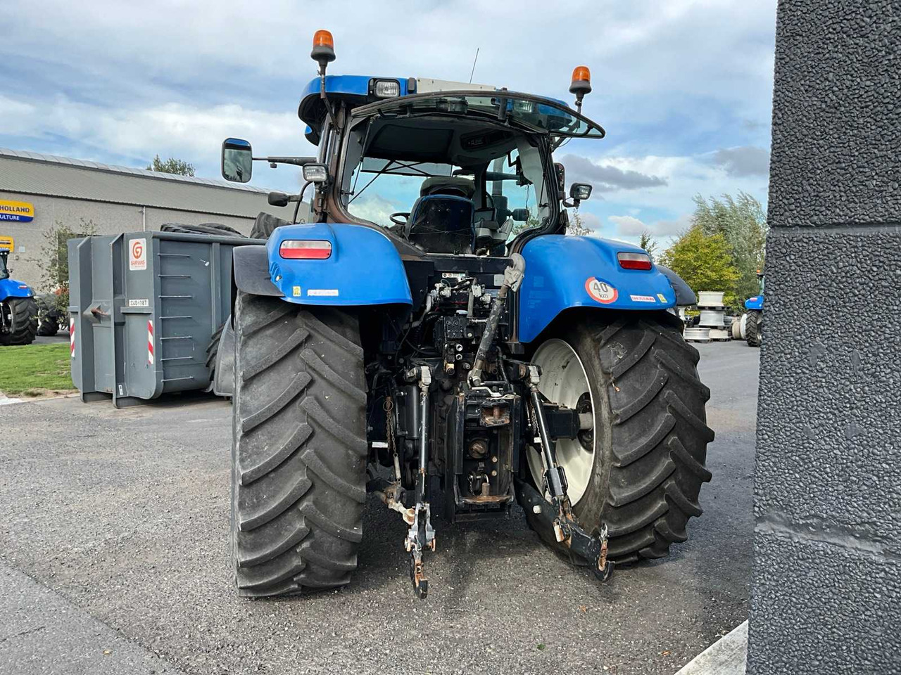New Holland T7030 - Máy cày: hình 5 New Holland T7030 - Máy cày: hình 5