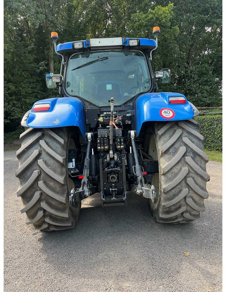 New Holland T7040 4WD SA - Máy cày: hình 5 New Holland T7040 4WD SA - Máy cày: hình 5