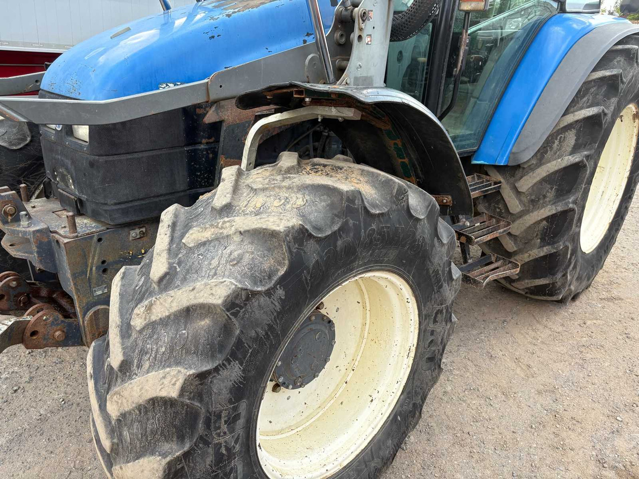 New Holland TM115 mit Frontlader - Máy cày: hình 4 New Holland TM115 mit Frontlader - Máy cày: hình 4