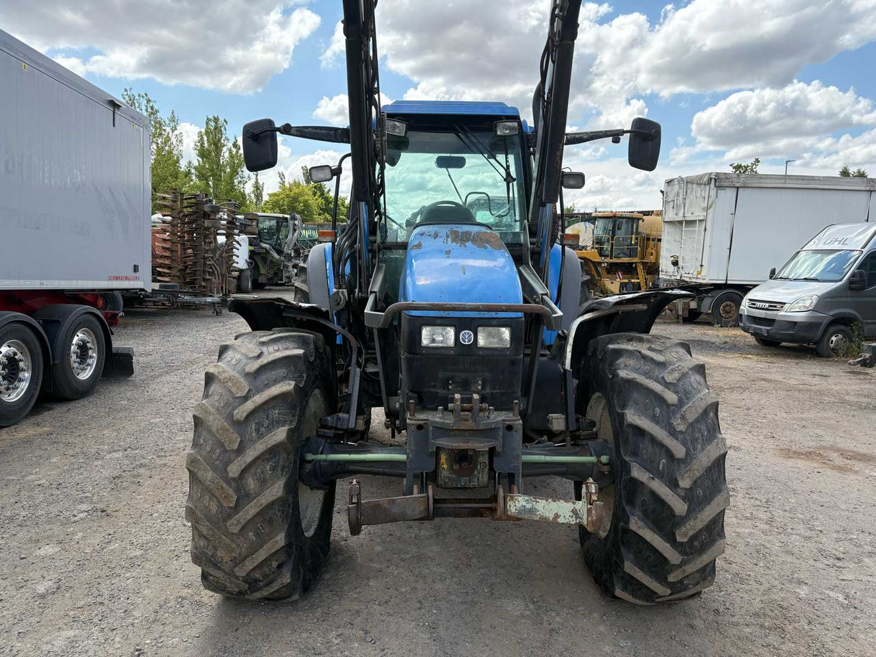 New Holland TM115 mit Frontlader - Máy cày: hình 2 New Holland TM115 mit Frontlader - Máy cày: hình 2