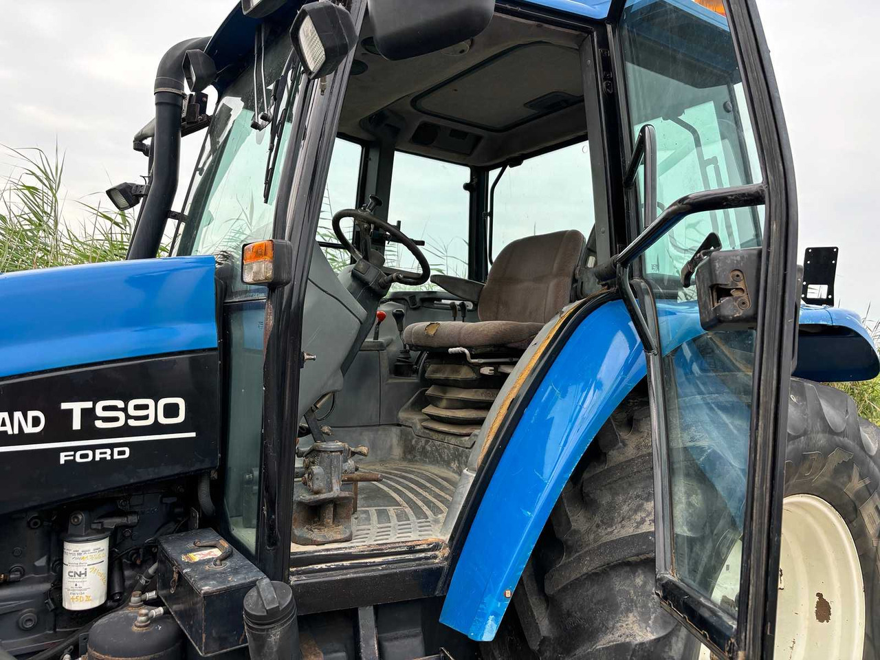 Máy cày New Holland ts90: hình 29