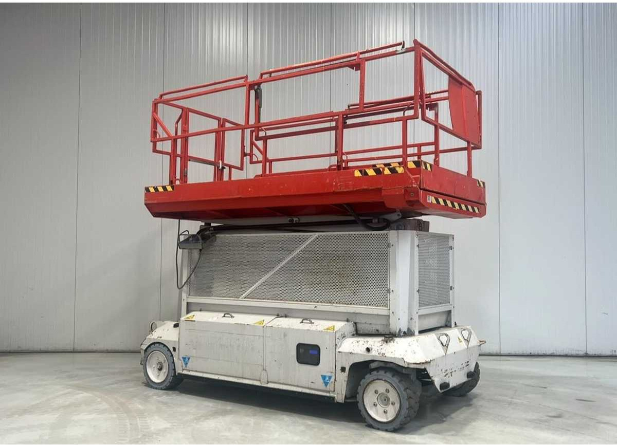 PB S151-12 ES - Nền bục trên không: hình 1 PB S151-12 ES - Nền bục trên không: hình 1