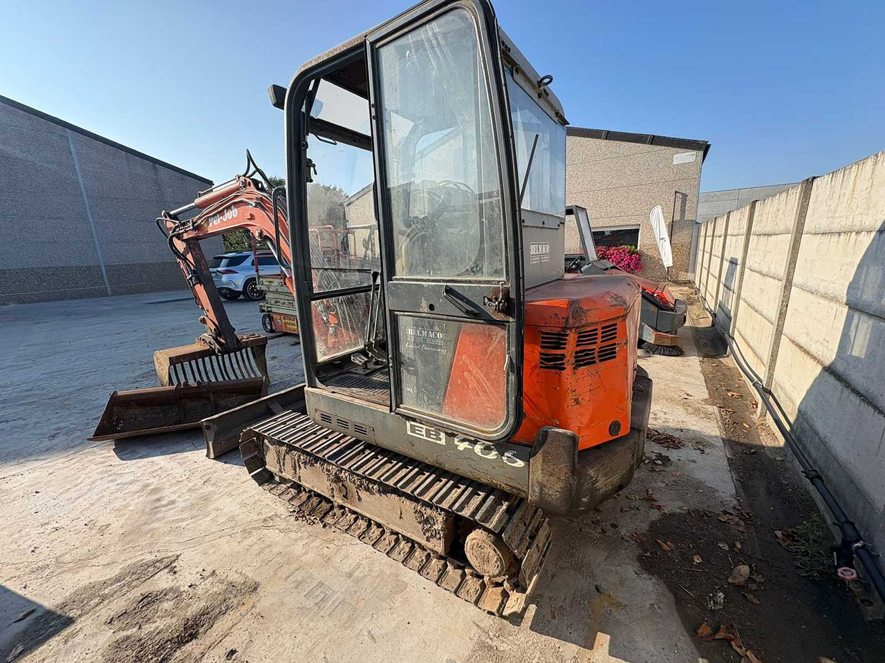 Pel-Job 253 - Máy xúc mini: hình 2 Pel-Job 253 - Máy xúc mini: hình 2