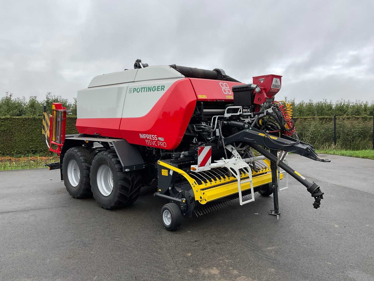 Pottinger Impress 155 VC PRO - Máy đóng kiện tròn, Máy gói kiện: hình 1 Pottinger Impress 155 VC PRO - Máy đóng kiện tròn, Máy gói kiện: hình 1