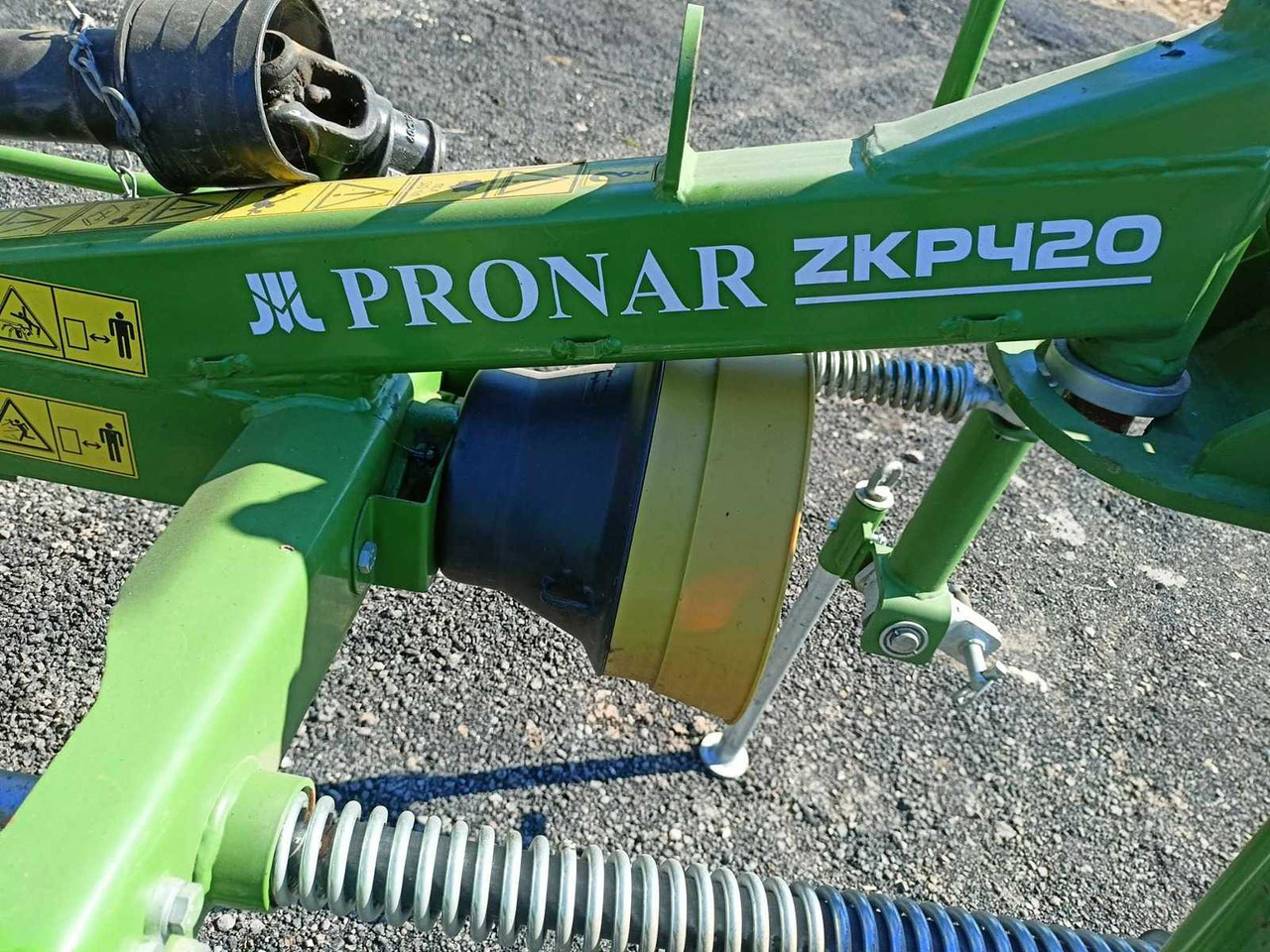 Pronar ZKP 420 - Trang thiết bị dàn trải: hình 3 Pronar ZKP 420 - Trang thiết bị dàn trải: hình 3