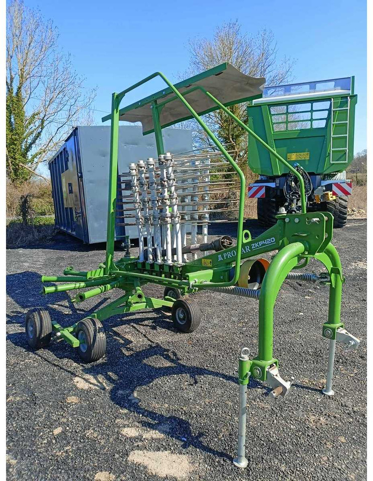 Pronar ZKP 420 - Trang thiết bị dàn trải: hình 2 Pronar ZKP 420 - Trang thiết bị dàn trải: hình 2