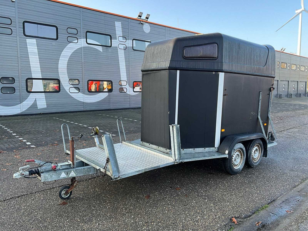 2006 HOTRARIJS PT-2600SS HORSE TRAILER WT-HN-61 - Rơ moóc: hình 1 2006 HOTRARIJS PT-2600SS HORSE TRAILER WT-HN-61 - Rơ moóc: hình 1