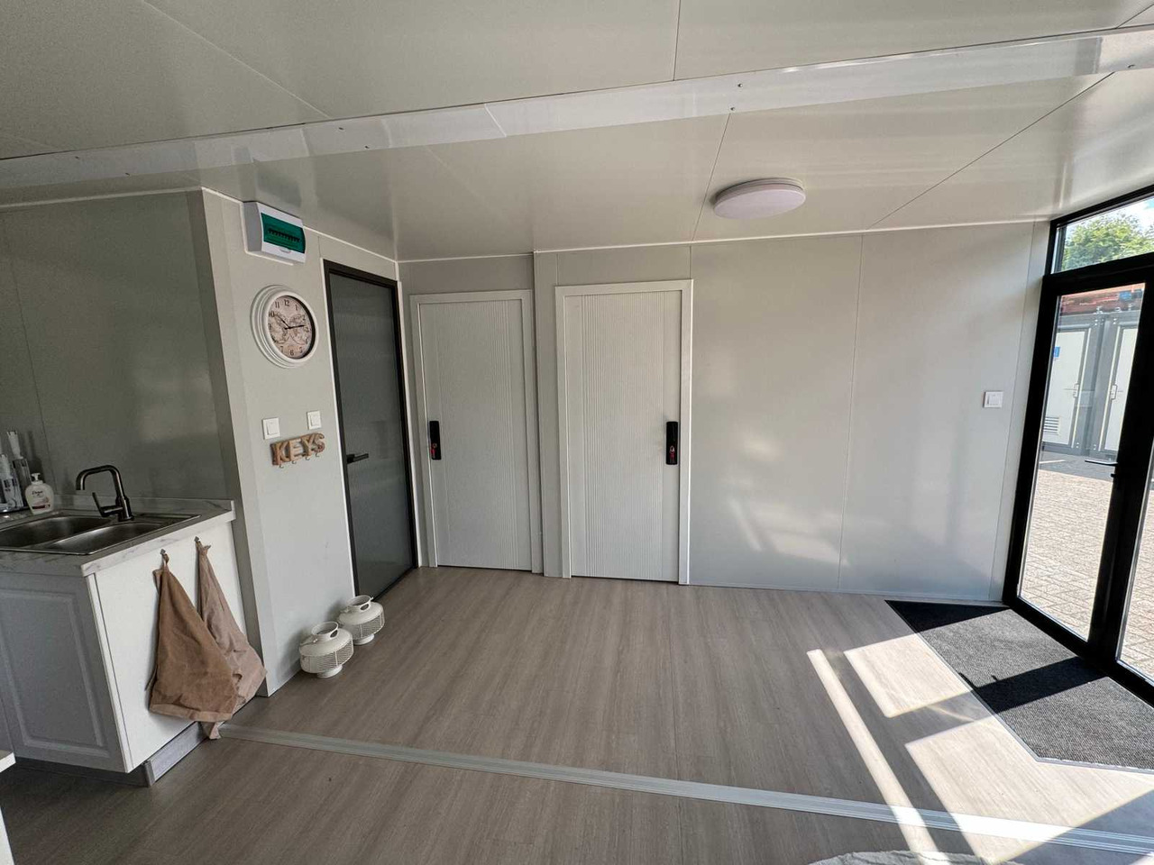 Container xây dựng Rhino Houses 36,5 m2: hình 16