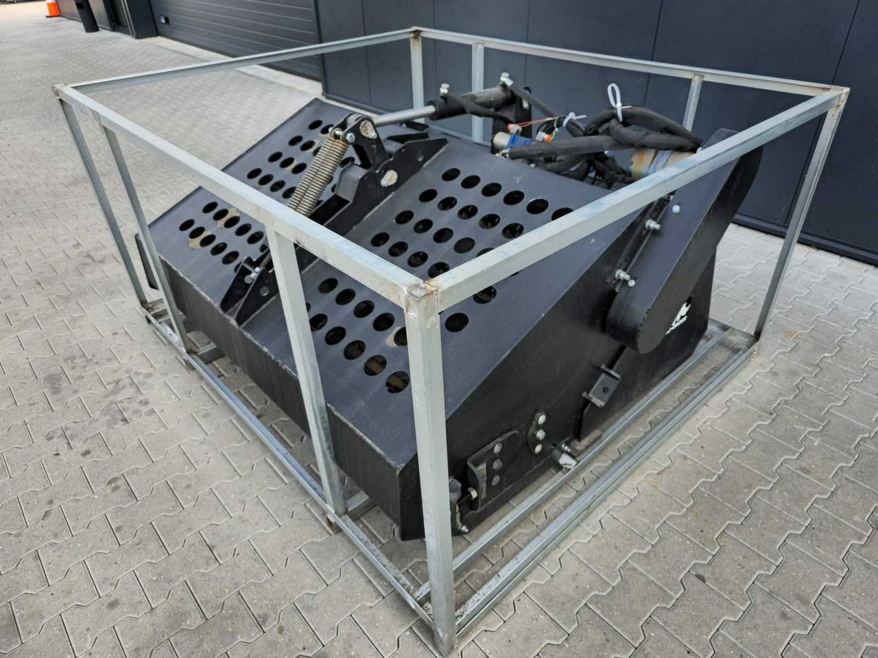 Rhino-cross Landscape rake - Thiết bị xới đất: hình 4 Rhino-cross Landscape rake - Thiết bị xới đất: hình 4