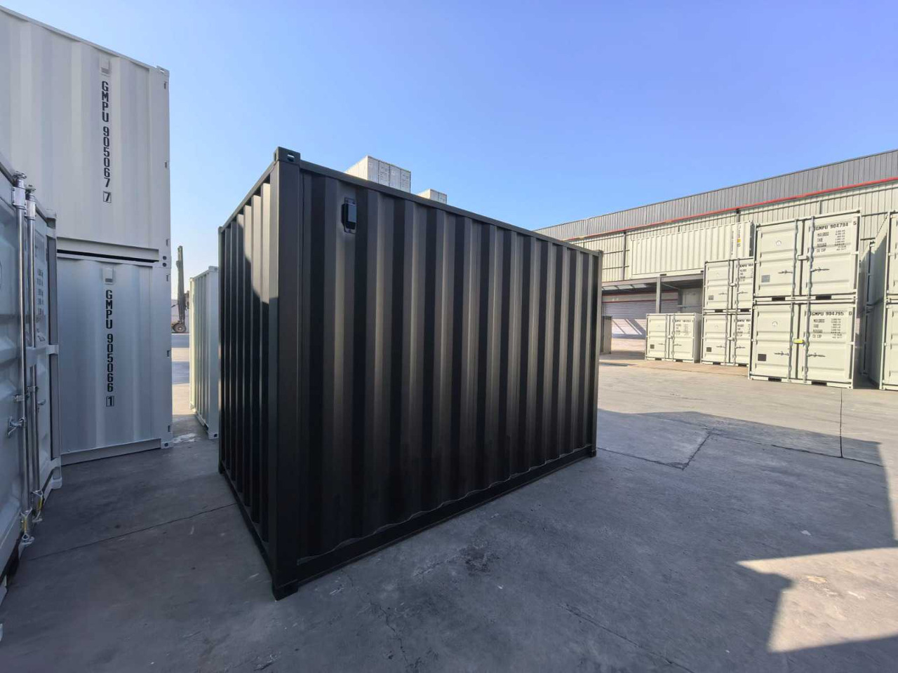 Rhino-cross-containers 12ft - Container biển: hình 1 Rhino-cross-containers 12ft - Container biển: hình 1