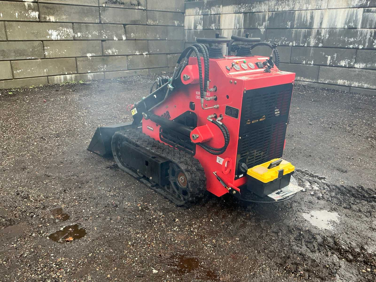 SDLOOL SL380R - Máy xúc lật đa năng: hình 3 SDLOOL SL380R - Máy xúc lật đa năng: hình 3