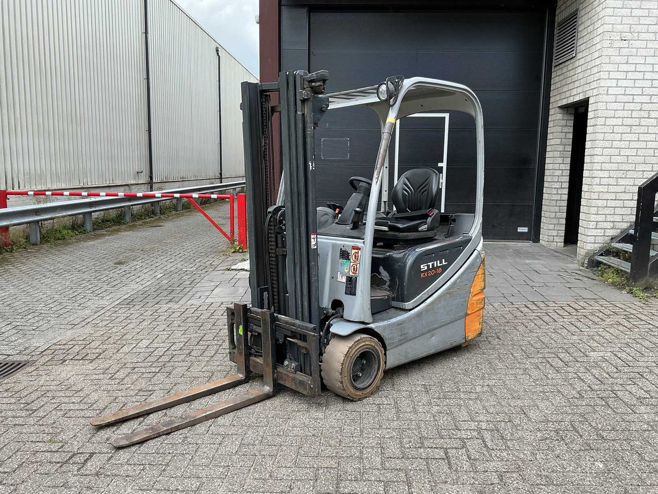 STILL - RX20-18 - FORKLIFT TRUCKS - 2010 - Xe nâng: hình 1 STILL - RX20-18 - FORKLIFT TRUCKS - 2010 - Xe nâng: hình 1