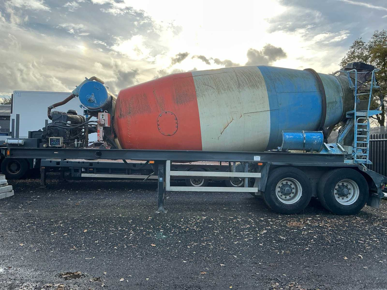 Schnitzel MI 362 - Xe trộn bê tông: hình 2 Schnitzel MI 362 - Xe trộn bê tông: hình 2