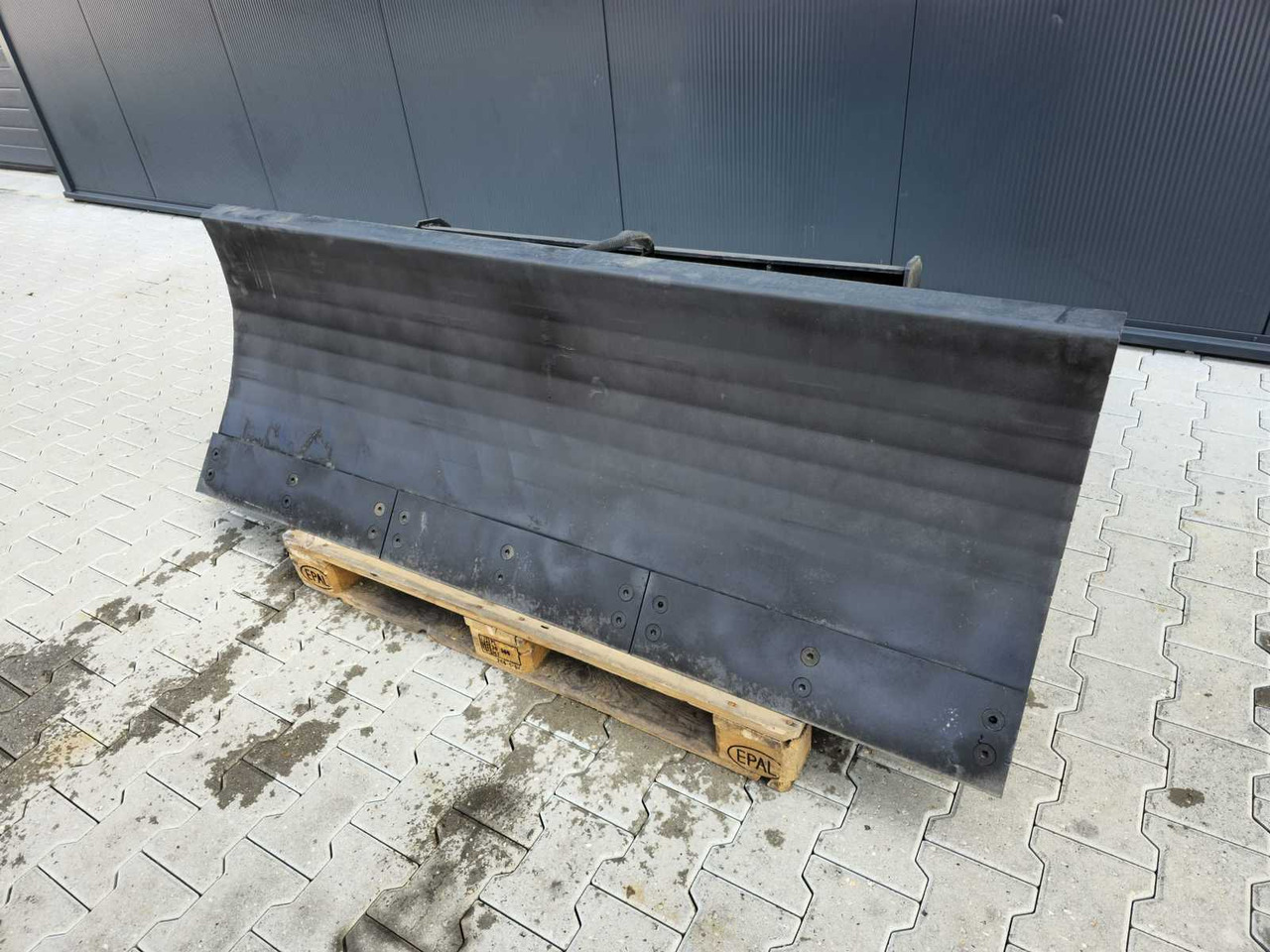 Shovel -sneeuwschuiver - Cày tuyết: hình 1 Shovel -sneeuwschuiver - Cày tuyết: hình 1
