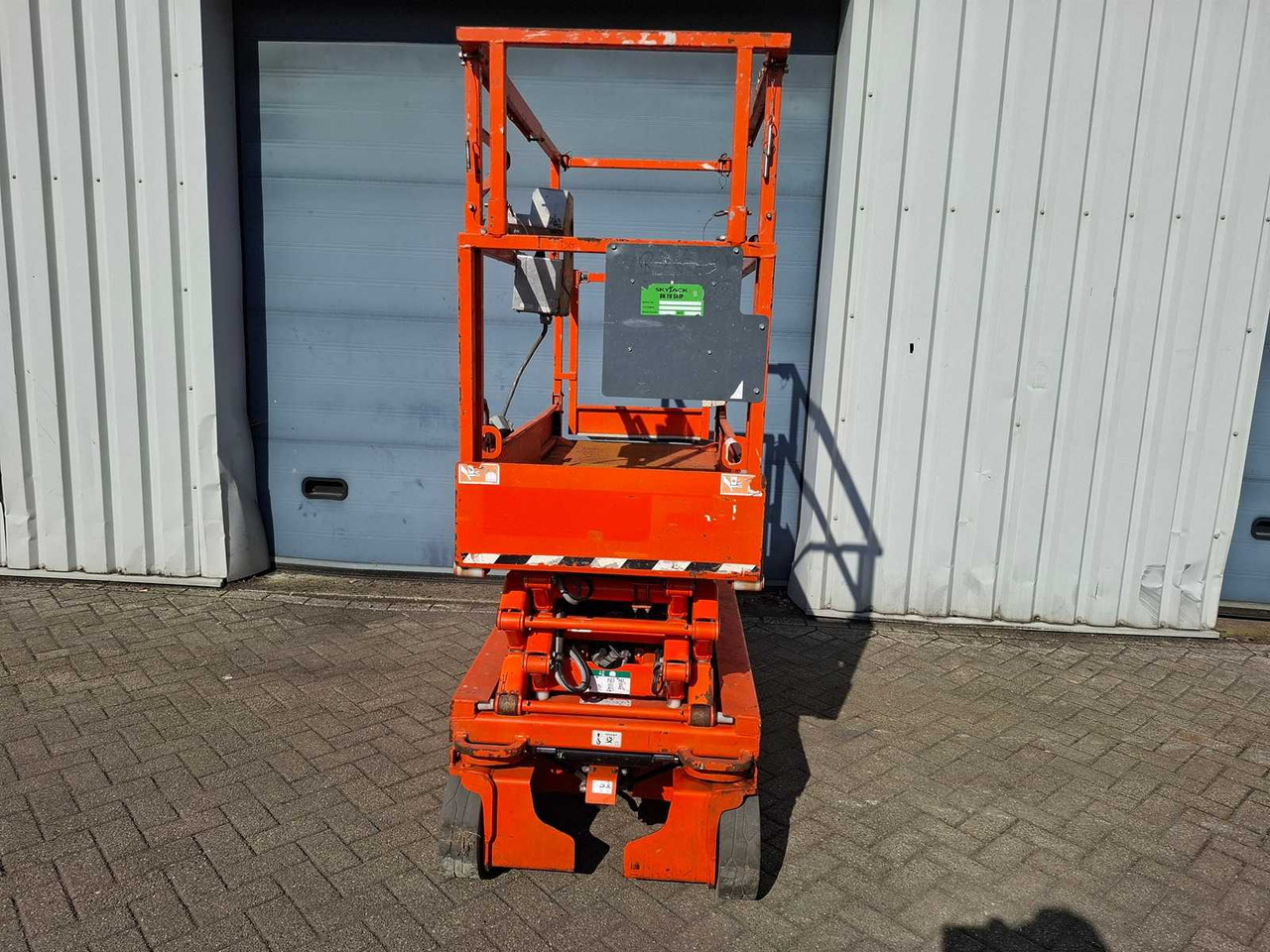 Skyjack SJ 3219 - Nền bục trên không: hình 2 Skyjack SJ 3219 - Nền bục trên không: hình 2