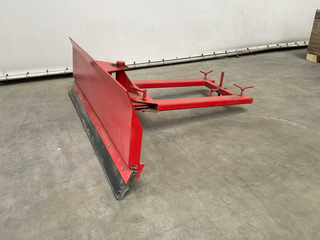 Snow plow - Cày tuyết: hình 1 Snow plow - Cày tuyết: hình 1