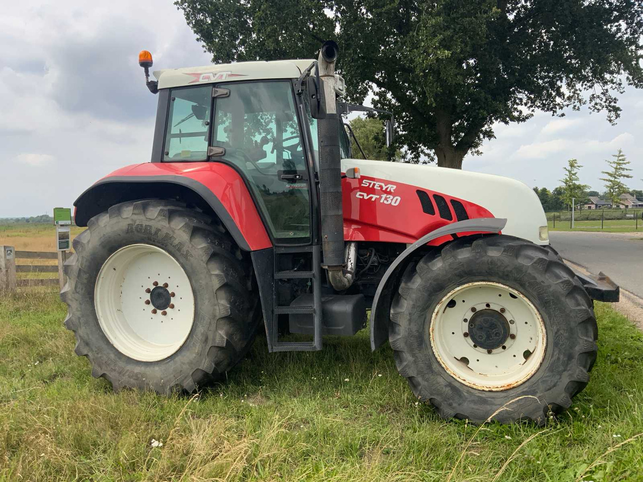 Steyr CVT130 - Máy cày: hình 5 Steyr CVT130 - Máy cày: hình 5