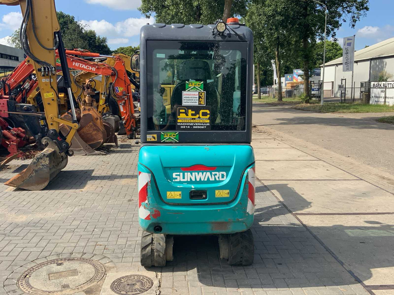 Sunward SWE20F - Máy xúc bánh xích: hình 5 Sunward SWE20F - Máy xúc bánh xích: hình 5