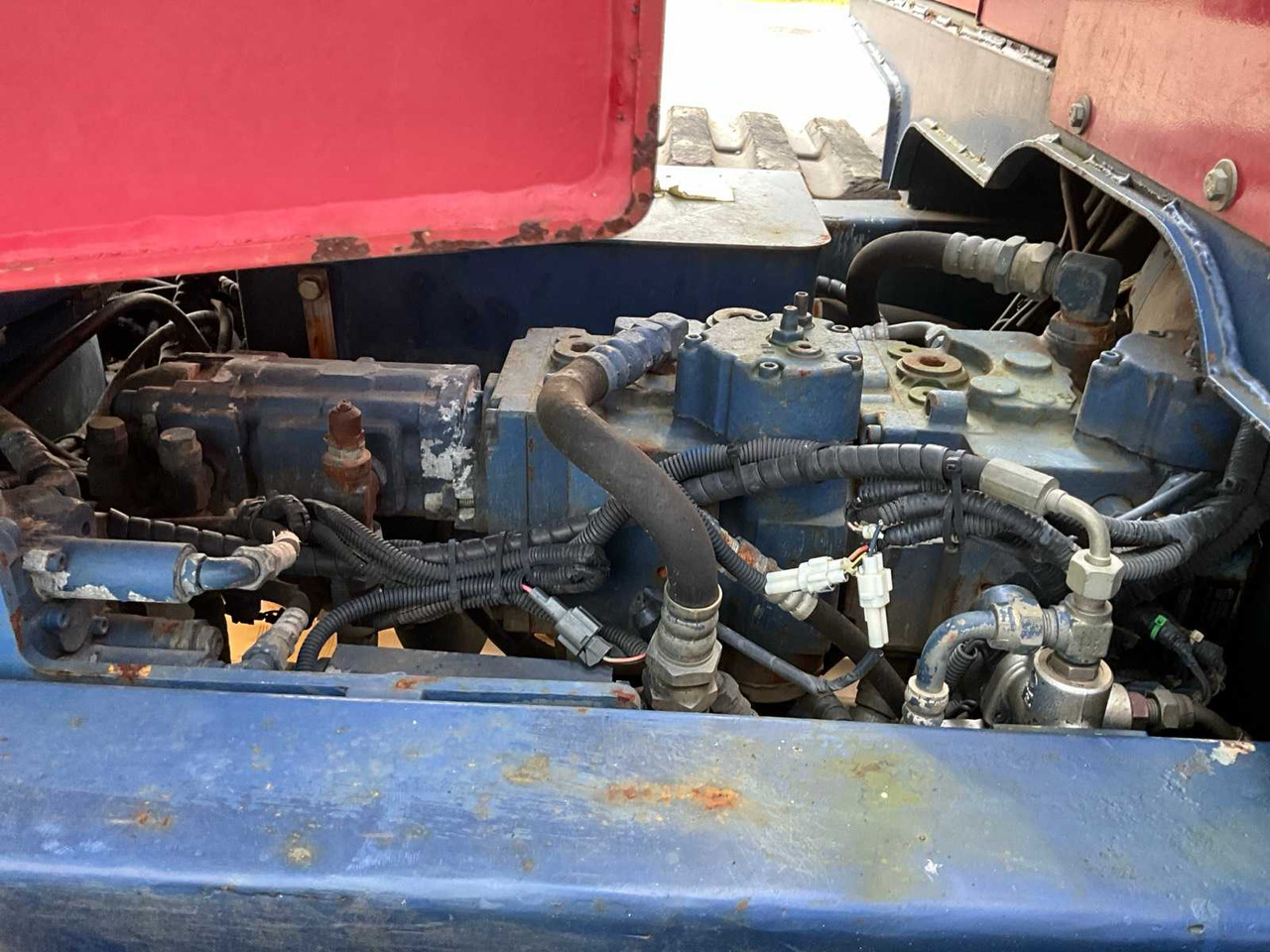 Xe ben đổ mini TEKEUCHI TCR50 ROTARY TRACK DUMPER: hình 26