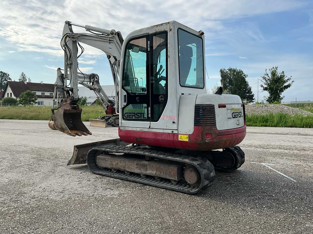 Takeuchi TB145 - Máy xúc bánh xích: hình 4 Takeuchi TB145 - Máy xúc bánh xích: hình 4