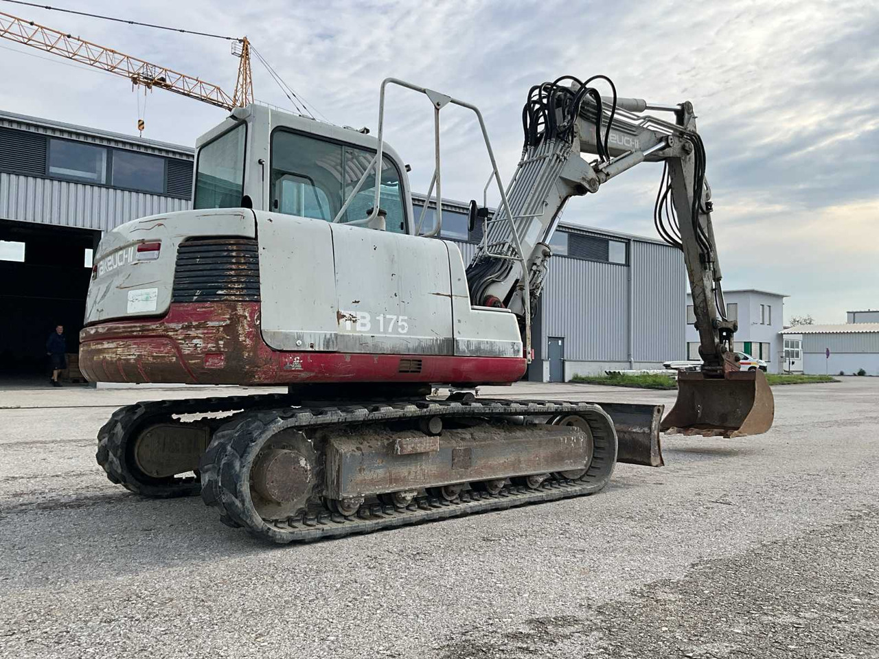 Takeuchi TB175 - Máy xúc bánh xích: hình 5 Takeuchi TB175 - Máy xúc bánh xích: hình 5