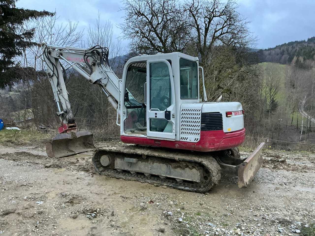 Takeuchi TB175 - Máy xúc bánh xích: hình 2 Takeuchi TB175 - Máy xúc bánh xích: hình 2