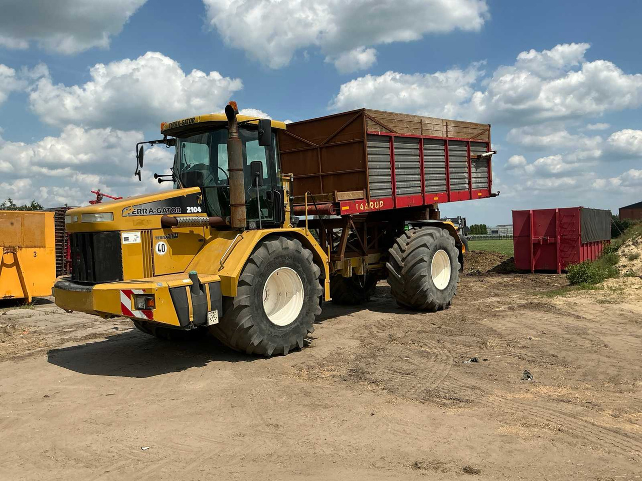 Terra-gator 2104 - Toa kéo nhỏng/ Xe đổ: hình 1 Terra-gator 2104 - Toa kéo nhỏng/ Xe đổ: hình 1