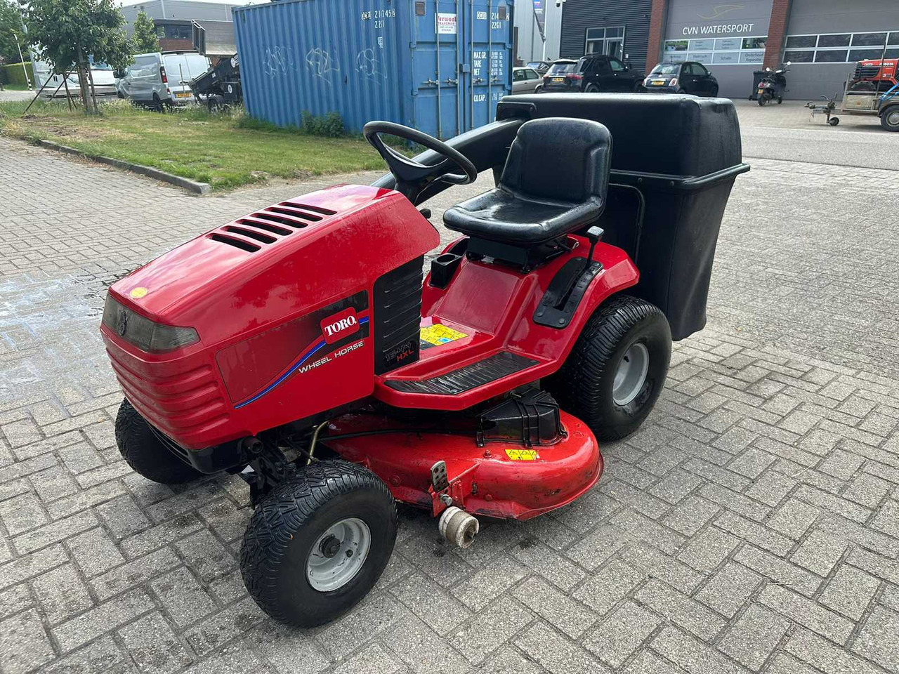 Toro Wheel horse - Máy cắt cỏ vườn: hình 5 Toro Wheel horse - Máy cắt cỏ vườn: hình 5