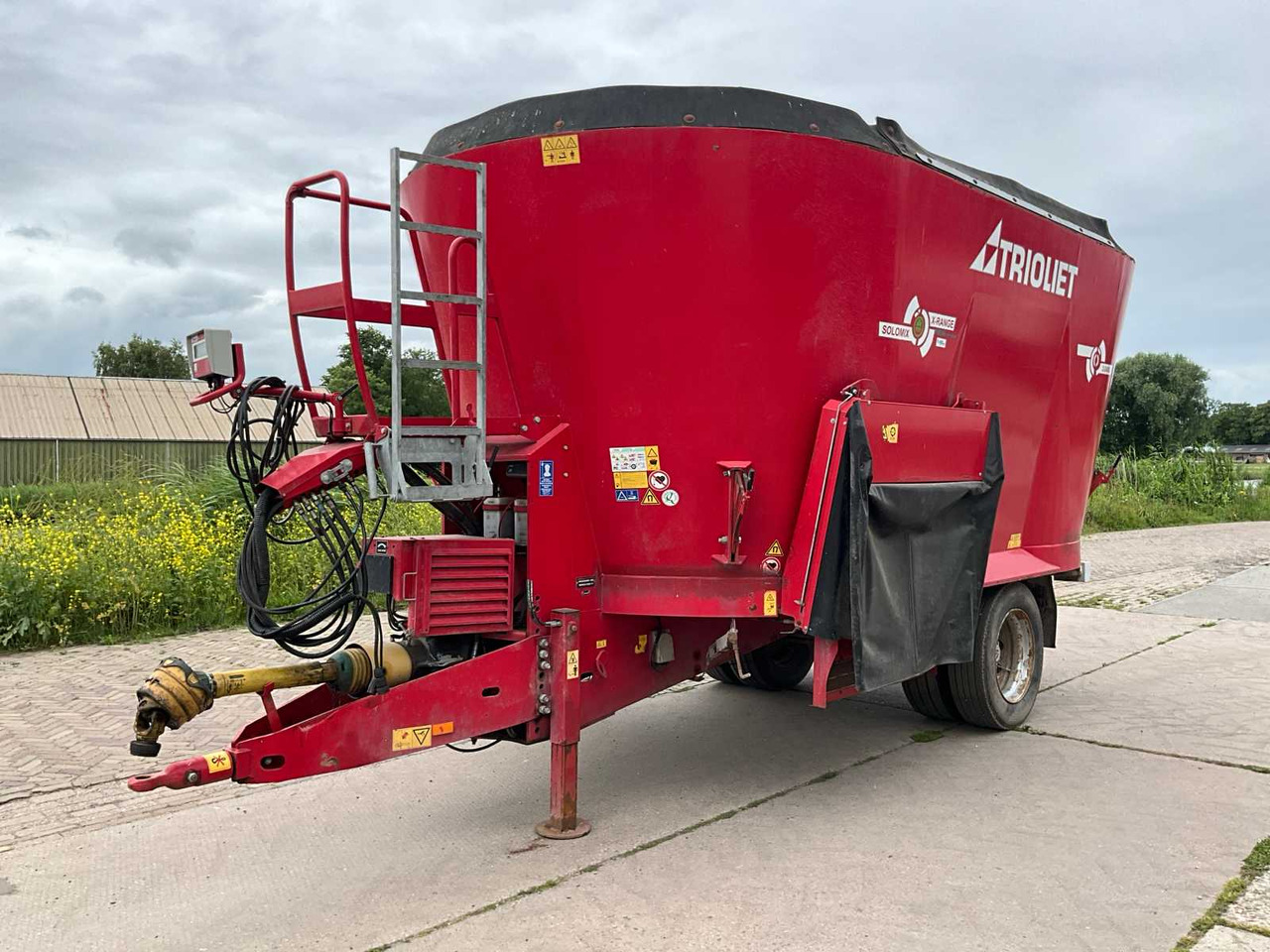 Trioliet Solomix 2-2400L X Range - Xe trộn thức ăn gia súc: hình 1 Trioliet Solomix 2-2400L X Range - Xe trộn thức ăn gia súc: hình 1