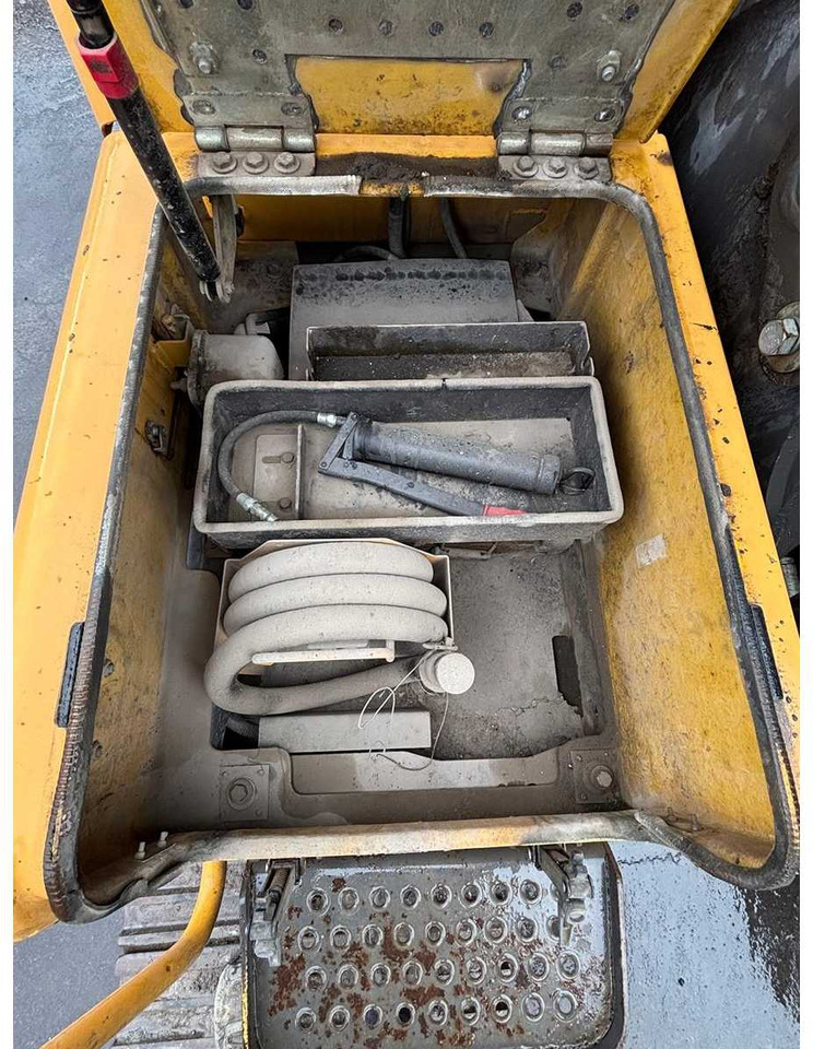 Máy xúc VOLVO - 2007 - EC180CL - CRAWLER EXCAVATOR: hình 13