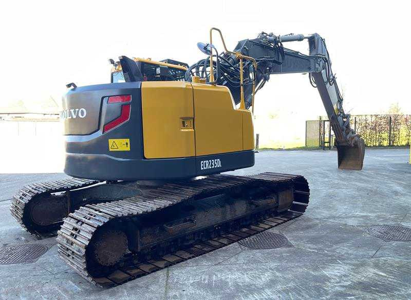VOLVO - 2014 - ECR 235 DL - CRAWLER EXCAVATOR - Máy xúc bánh lốp: hình 5 VOLVO - 2014 - ECR 235 DL - CRAWLER EXCAVATOR - Máy xúc bánh lốp: hình 5