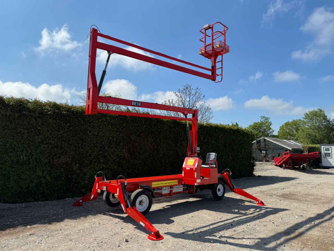 VTC Lift BE16 - Nền bục trên không: hình 5 VTC Lift BE16 - Nền bục trên không: hình 5