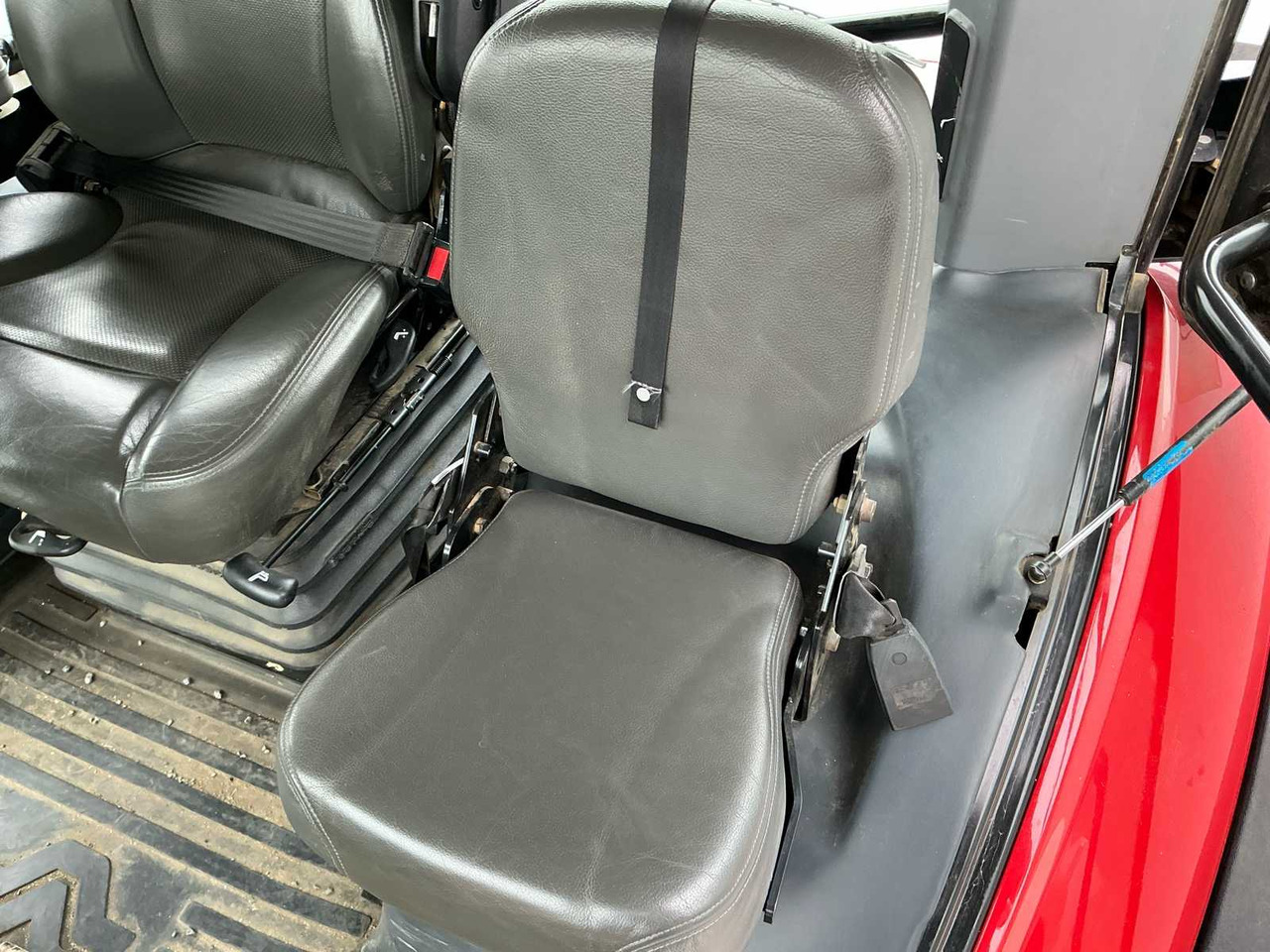 Máy cày Versatile 315 HP: hình 40 Máy cày Versatile 315 HP: hình 40