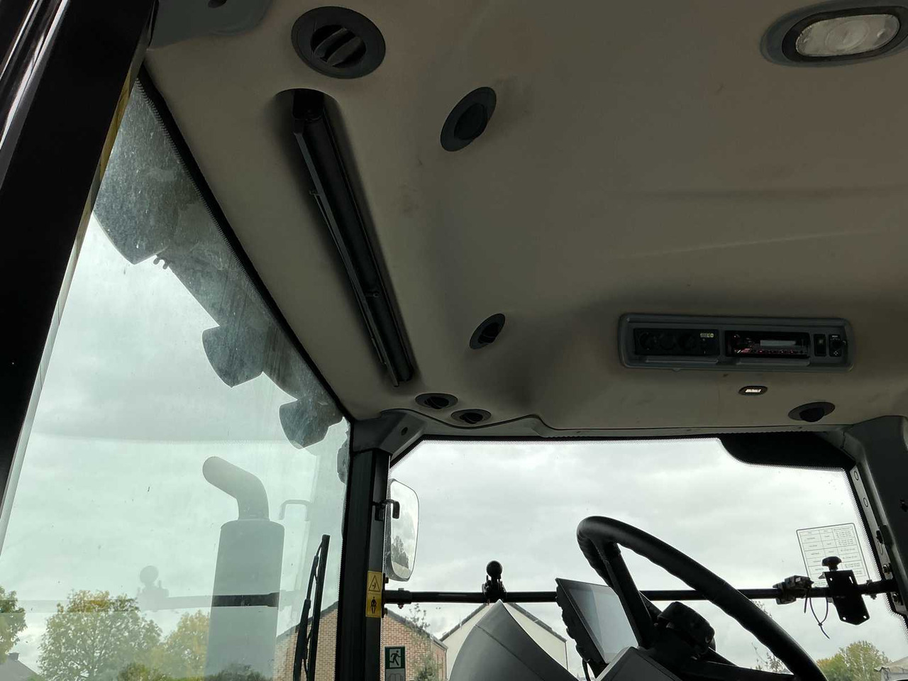 Máy cày Versatile 315 HP: hình 39 Máy cày Versatile 315 HP: hình 39