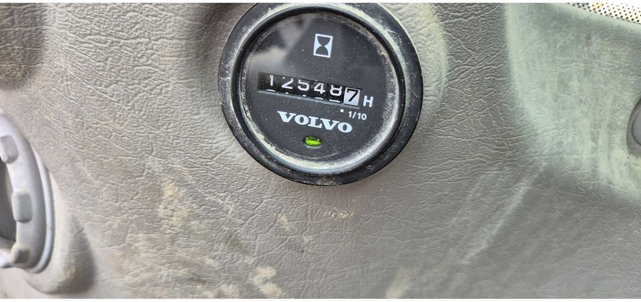 Volvo Construction Equipment VOLVO CONSTRUCTION EQUIPMENT - EW140C - WHEELED EXCAVATOR - 2007 - Máy xúc bánh lốp: hình 5 Volvo Construction Equipment VOLVO CONSTRUCTION EQUIPMENT - EW140C - WHEELED EXCAVATOR - 2007 - Máy xúc bánh lốp: hình 5